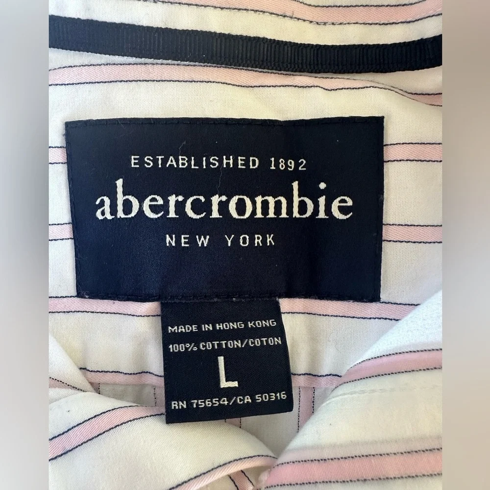 Abercrombie & Fitch Women’s White and Pink Striped Shirt. 100% Cotton - size L - Picture 5 of 5